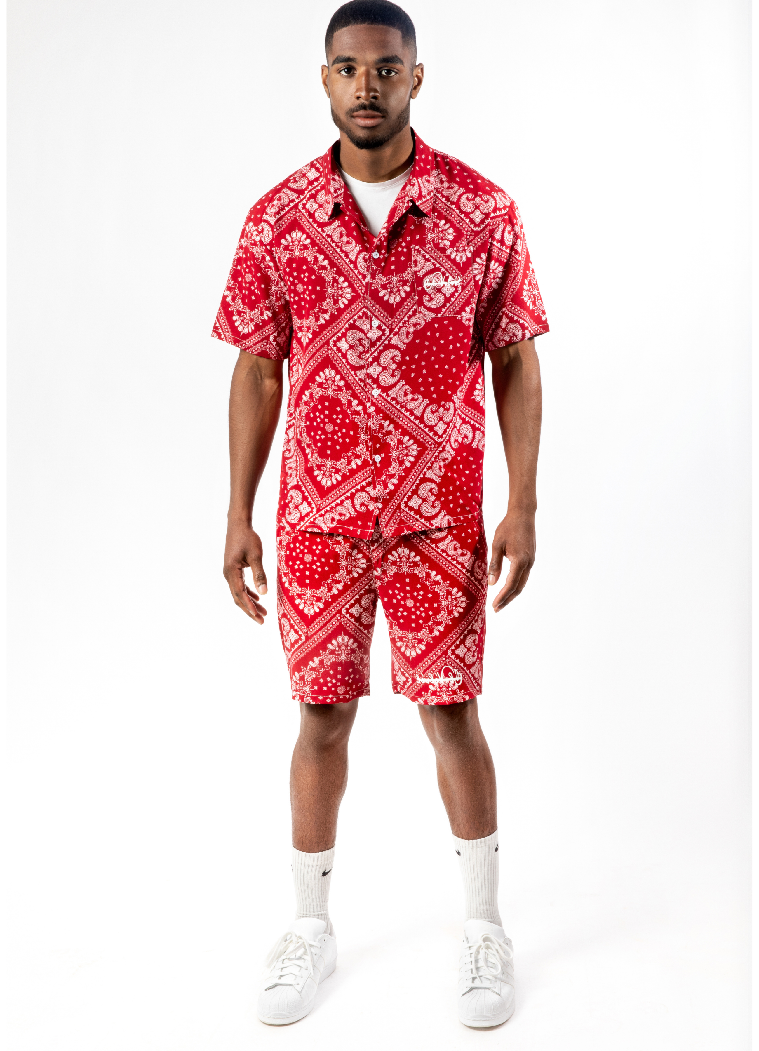 Red bandana 2024 shorts forever 21